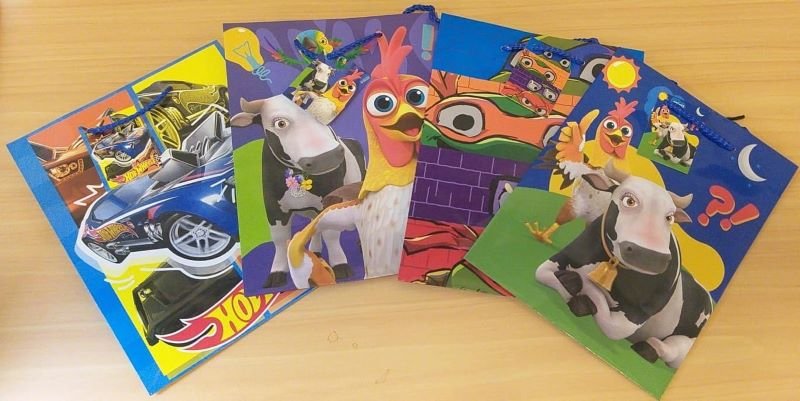 BOLSAS REGALO INFANTIL DISEÑOS VARIOS - 23CMSX18CMS - 1000-013-M100 - Imagen 3