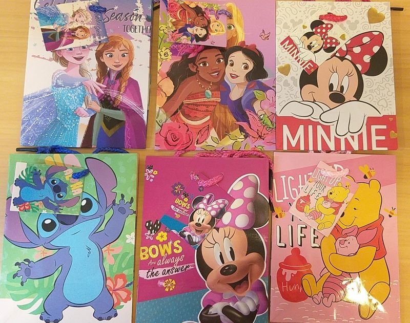 BOLSAS DE REGALO PERSONAJES DE PELICULA - 12X16 - 1002-001 - Imagen 3